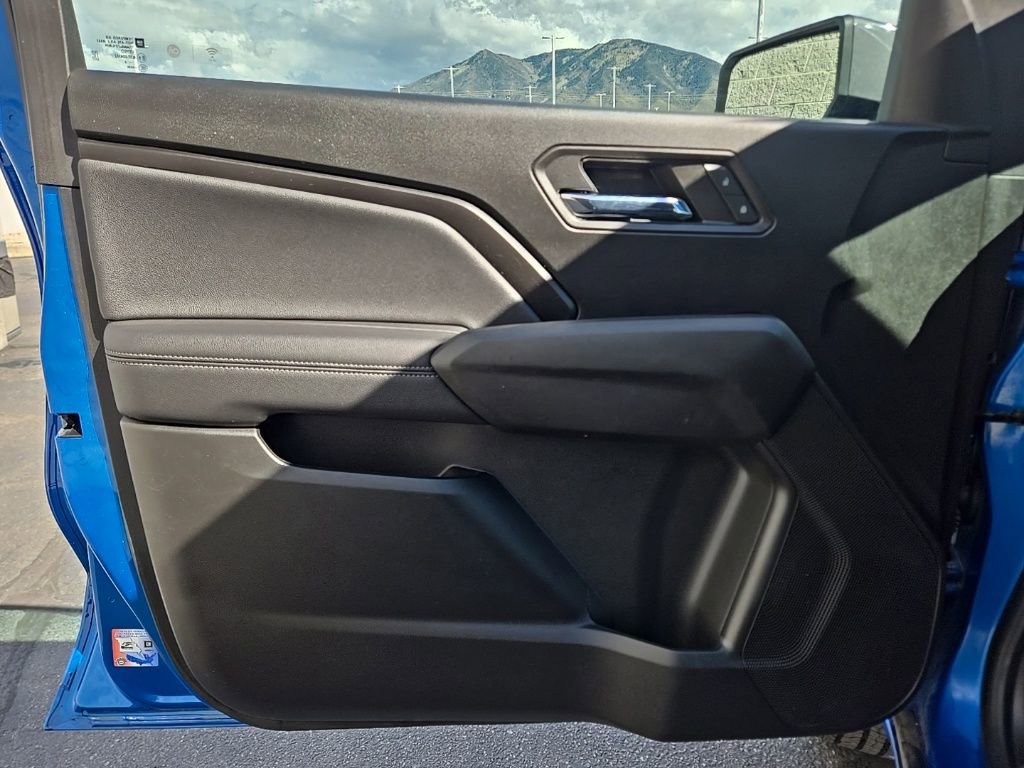 Used 2023 Chevrolet Colorado LT w/ LT Convenience Package image 14