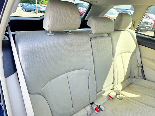 Used 2012 Subaru Outback 2.5i Premium w/ All-Weather Pkg AWD/4WD image 59
