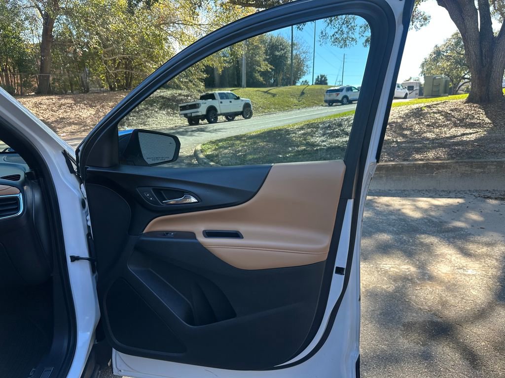 Used 2018 Chevrolet Equinox Premier image 35