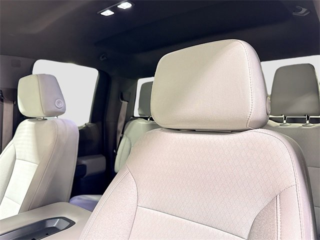 Used 2020 Chevrolet Silverado 1500 LT image 21