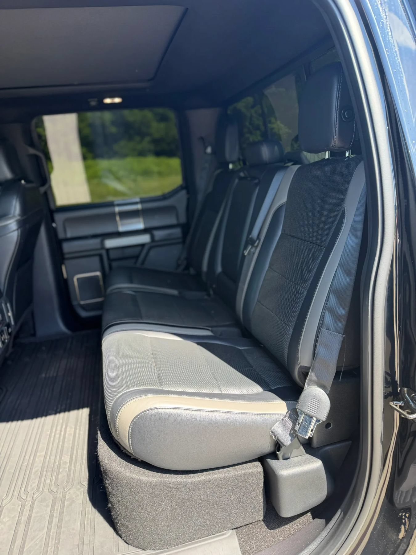 Used 2018 Ford F150 Raptor w/ Equipment Group 802A Luxury AWD/4WD image 17