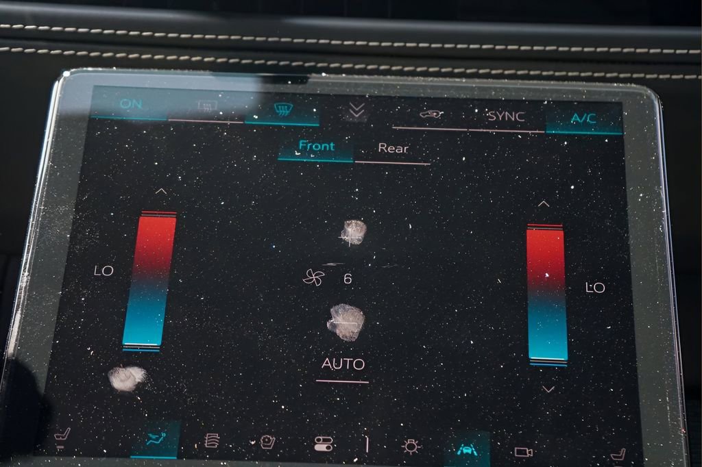 New 2026 Cadillac Escalade Platinum Sport w/ LPO, ONYX Package image 21