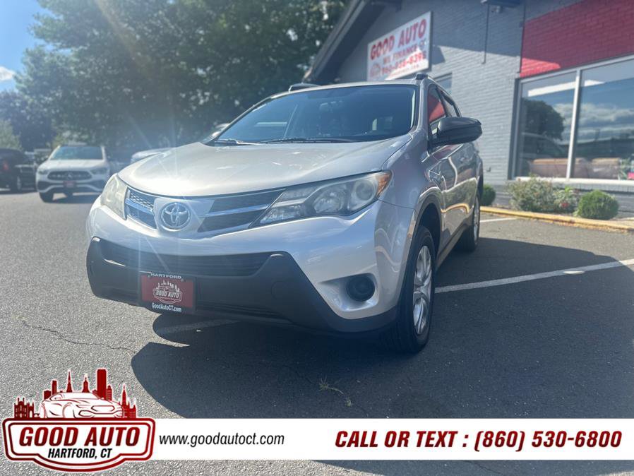 Used 2015 Toyota RAV4 LE image 1