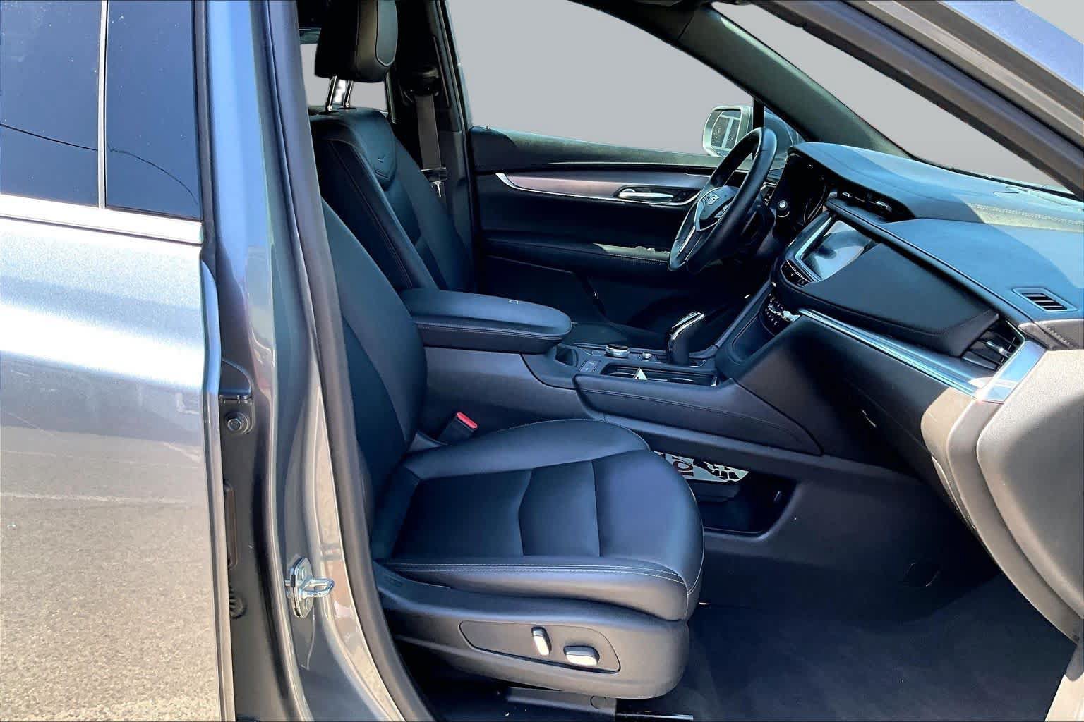 Used 2020 Cadillac XT5 Luxury FWD image 9