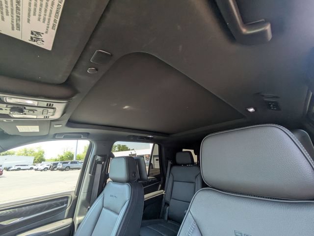Used 2024 GMC Yukon Denali AWD/4WD image 28