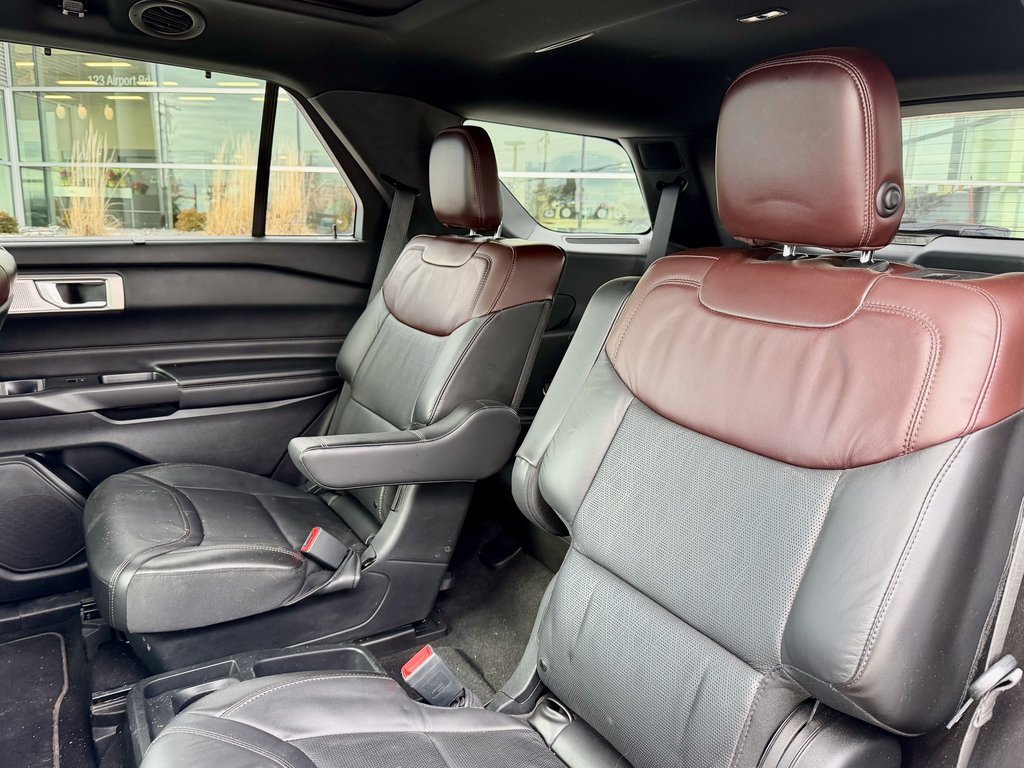 Certified 2020 Ford Explorer Platinum w/ Premium Technology Package image 13