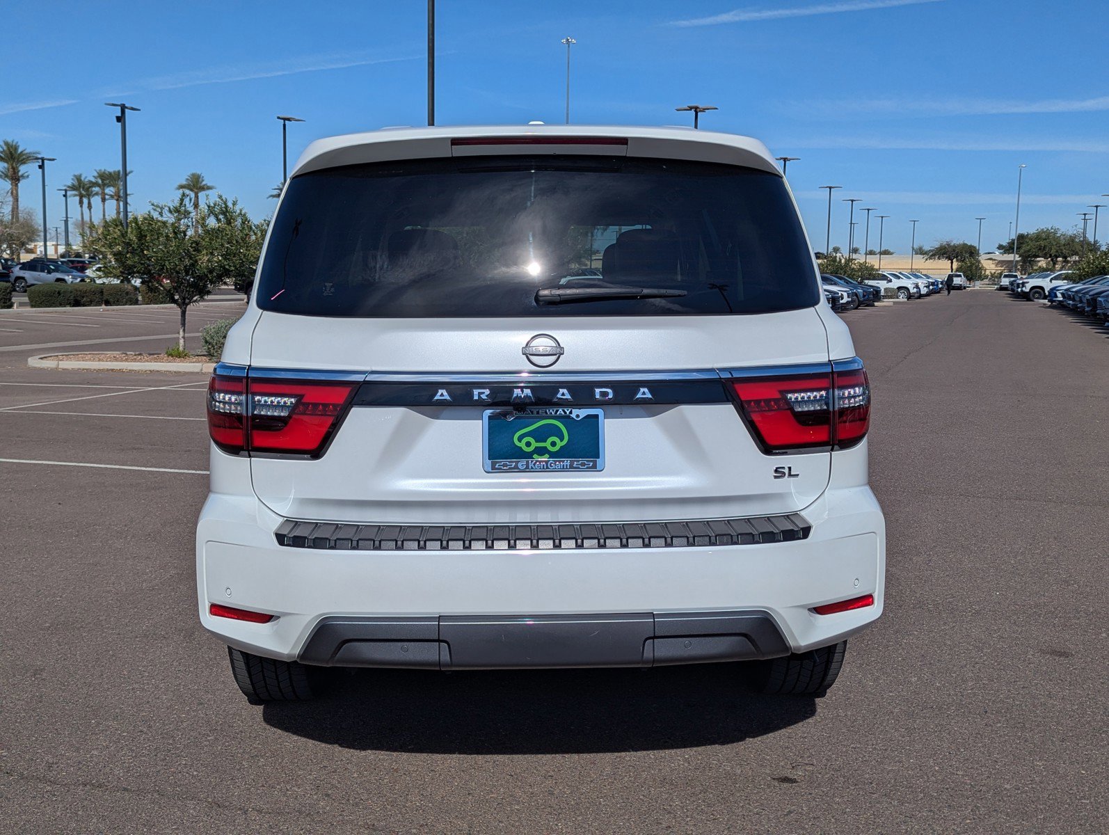 Used 2023 Nissan Armada SL w/ Cargo Package image 4