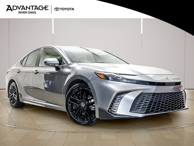 Certified 2025 Toyota Camry SE FWD image 2