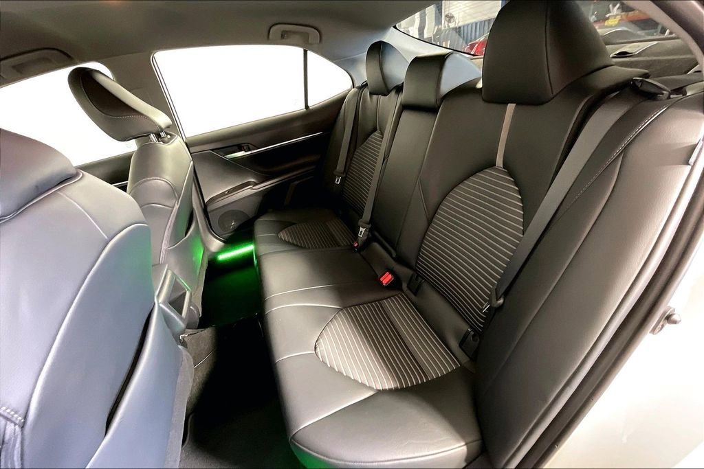 Used 2024 Toyota Camry SE w/ Convenience Package FWD image 34