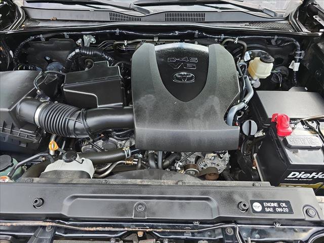 Used 2019 Toyota Tacoma TRD Sport AWD/4WD image 29