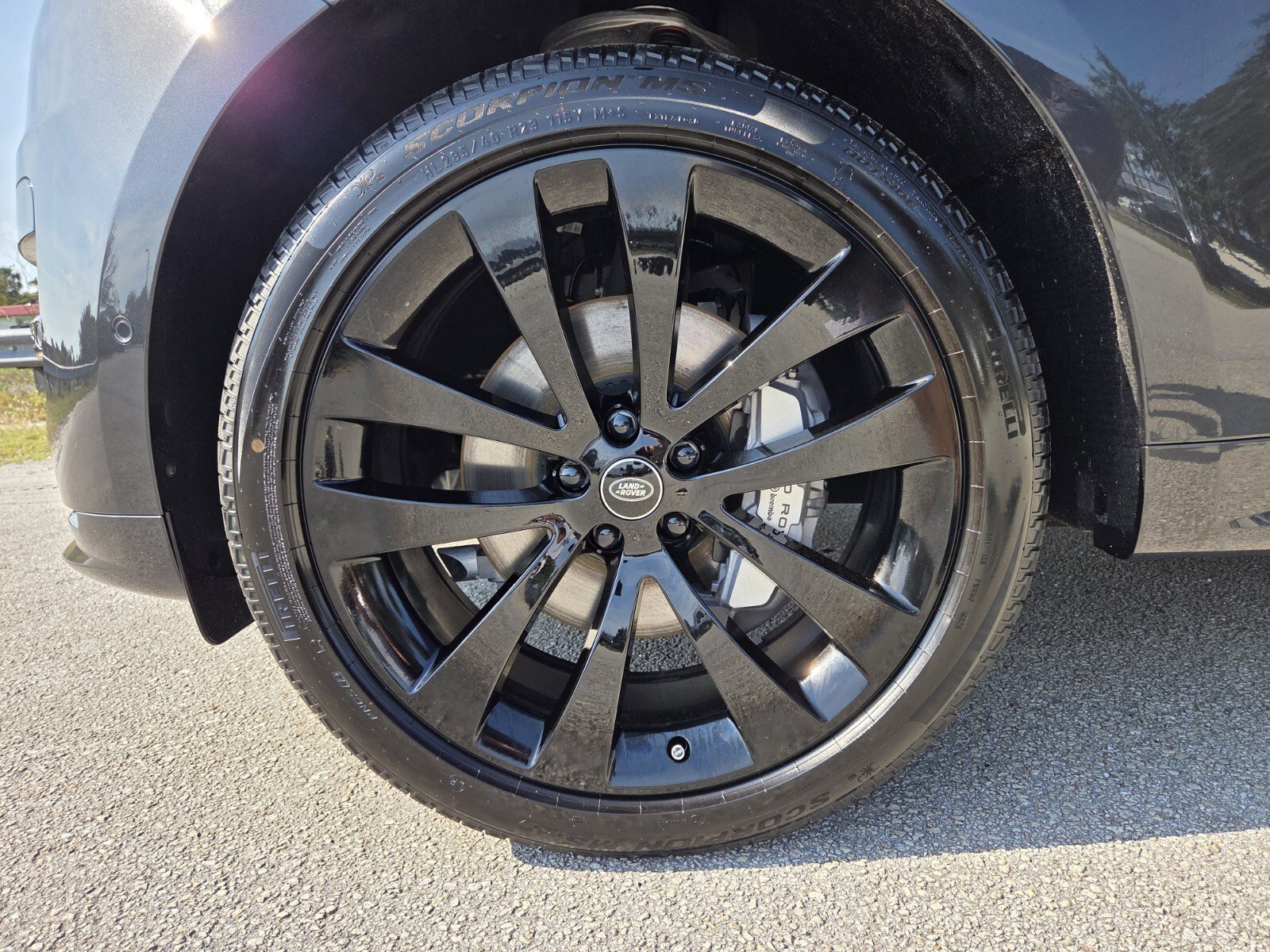 New 2025 Land Rover Range Rover Sport Dynamic SE image 9