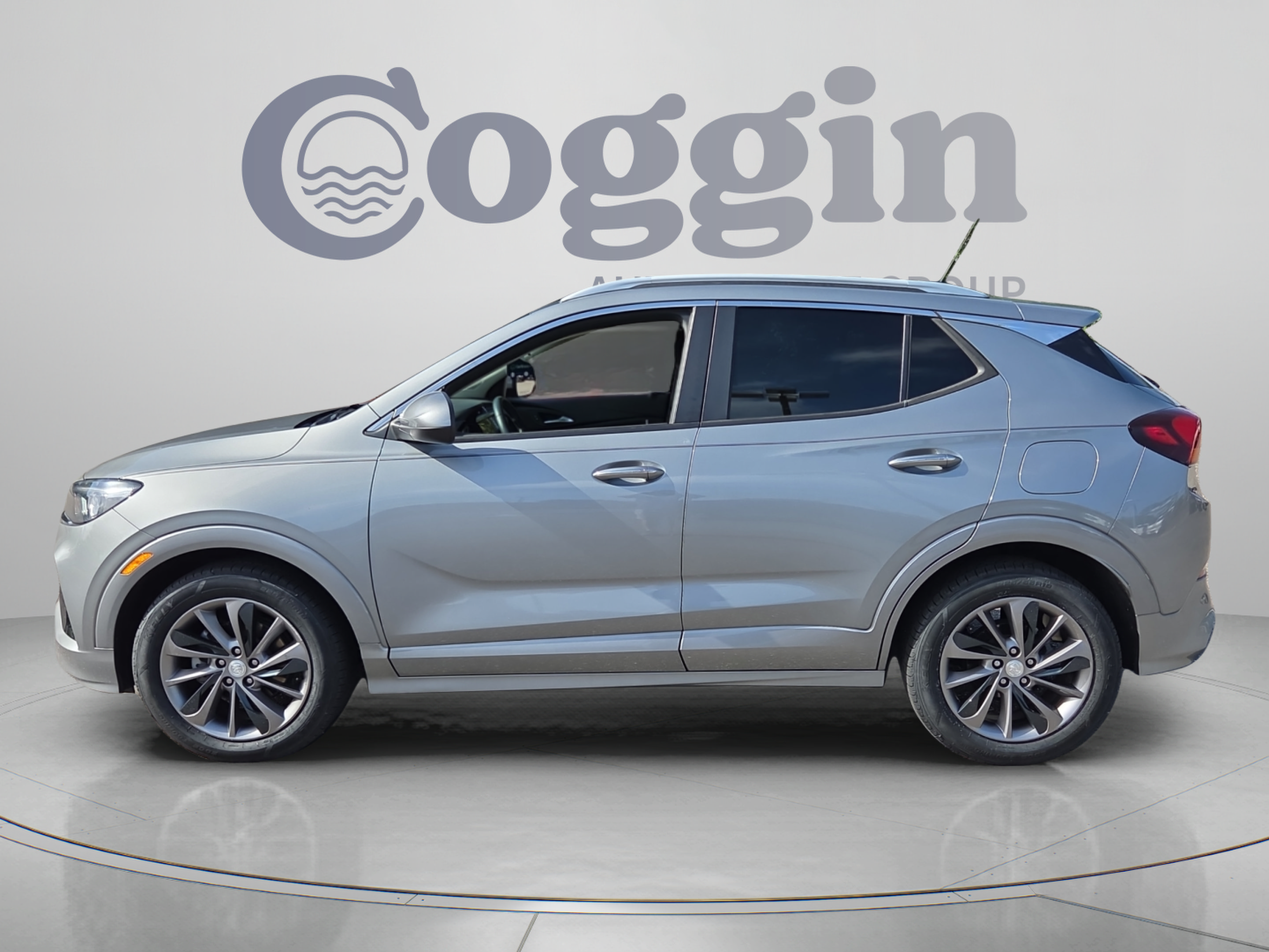 Certified 2023 Buick Encore GX Select w/ Sport Touring Package FWD image 2