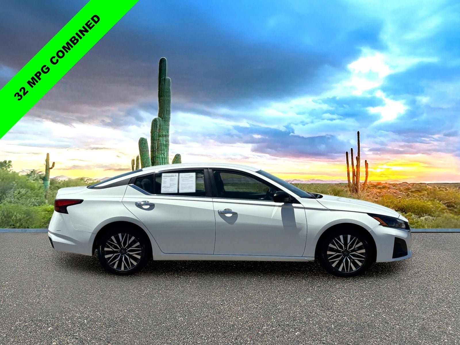 Used 2025 Nissan Altima 2.5 SV FWD image 6