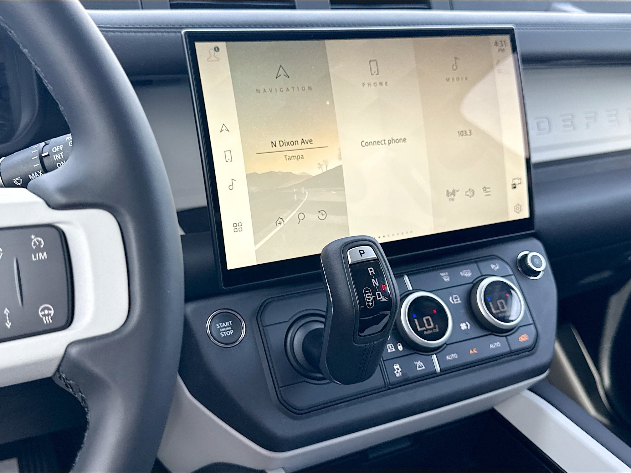 New 2026 Land Rover Defender 110 X-Dynamic SE AWD/4WD image 28