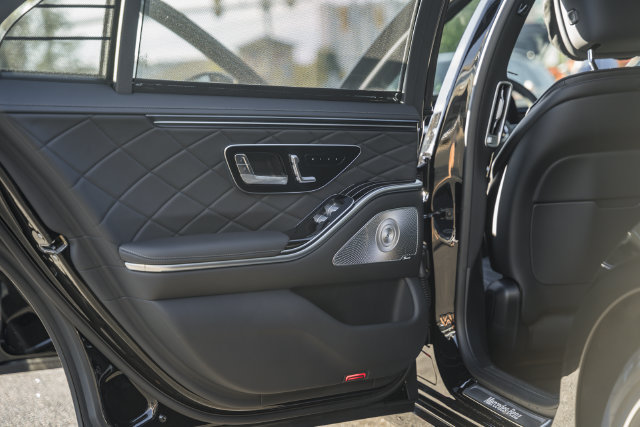 New 2027 Mercedes-Benz S 580 4MATIC Sedan image 35