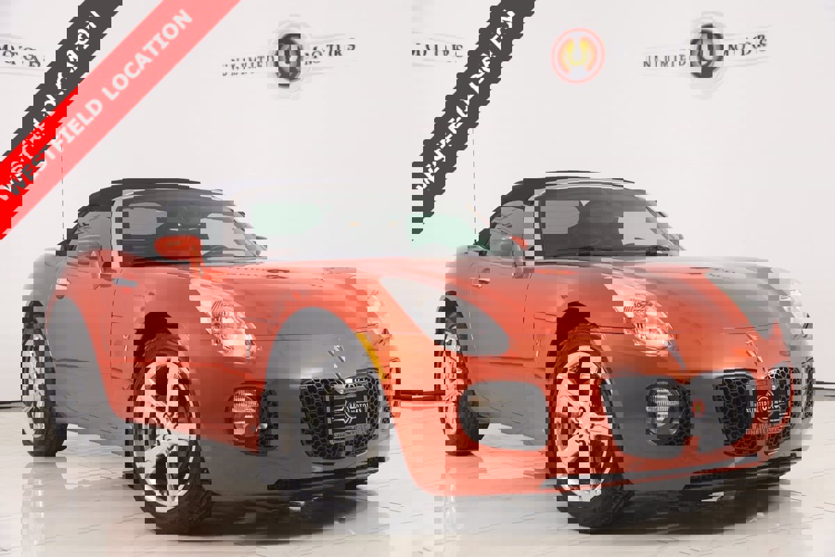 Used 2008 Pontiac Solstice GXP w/ Premium Package image 1