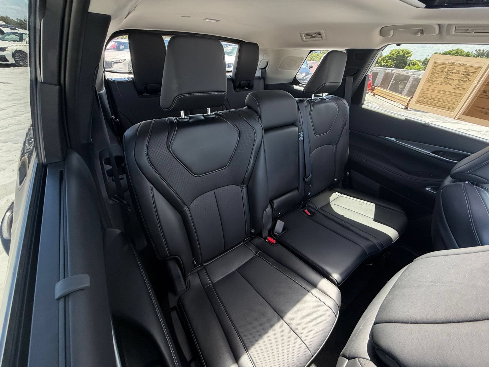 Used 2026 INFINITI QX60 Luxe FWD image 41