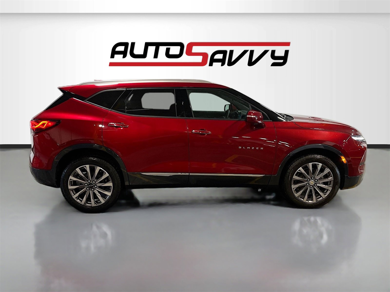 Used 2025 Chevrolet Blazer Premier w/ Driver Confidence II Package image 8