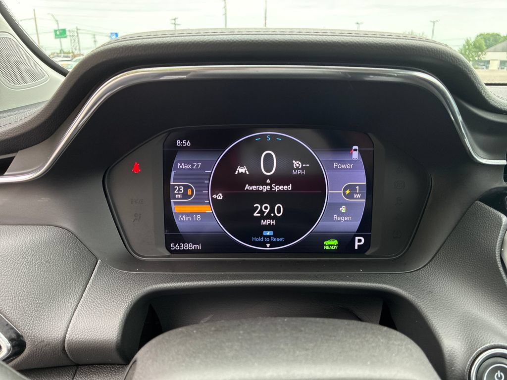Used 2022 Chevrolet Bolt EUV LT w/ Comfort Package FWD image 13