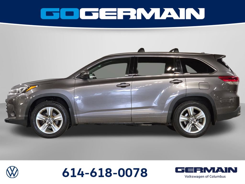 Used 2017 Toyota Highlander Limited AWD/4WD image 13