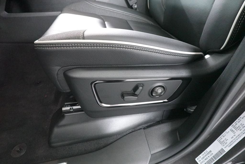 New 2026 RAM 1500 Limited AWD/4WD image 11