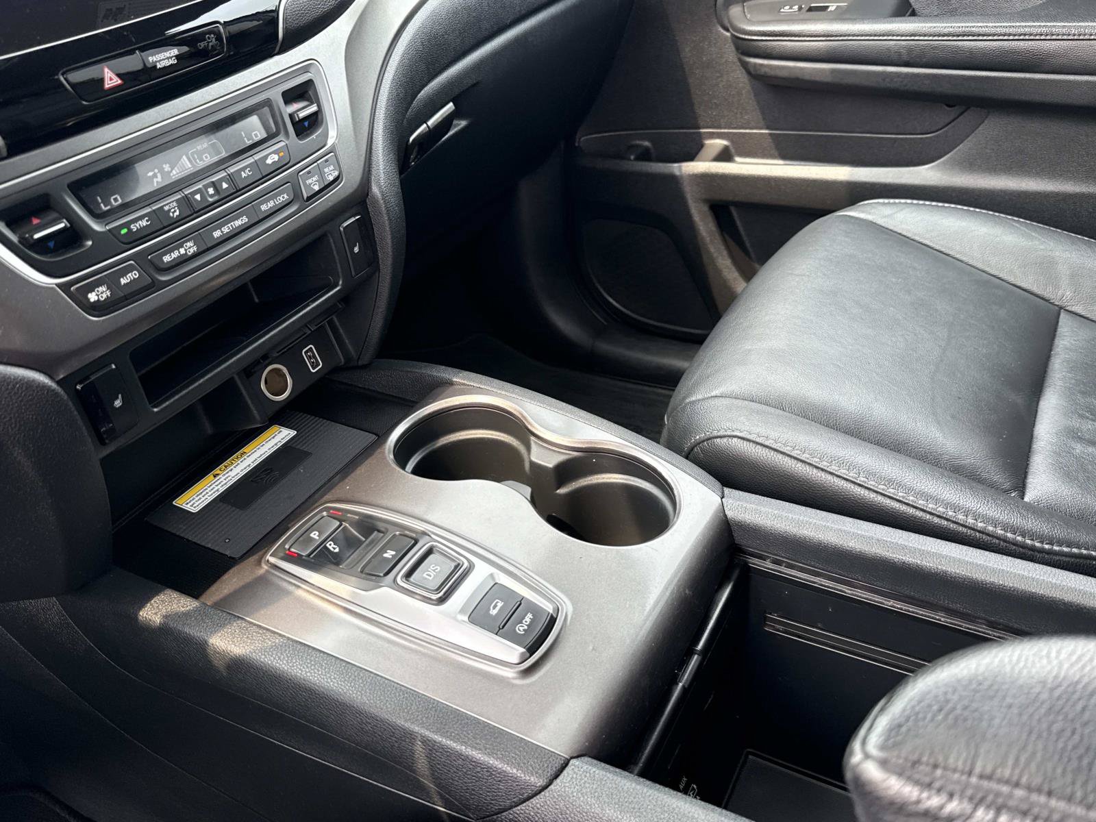 Used 2022 Honda Pilot Special Edition image 8