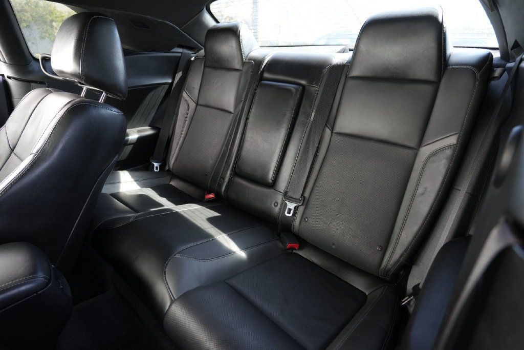 Used 2016 Dodge Challenger R/T Plus RWD image 23