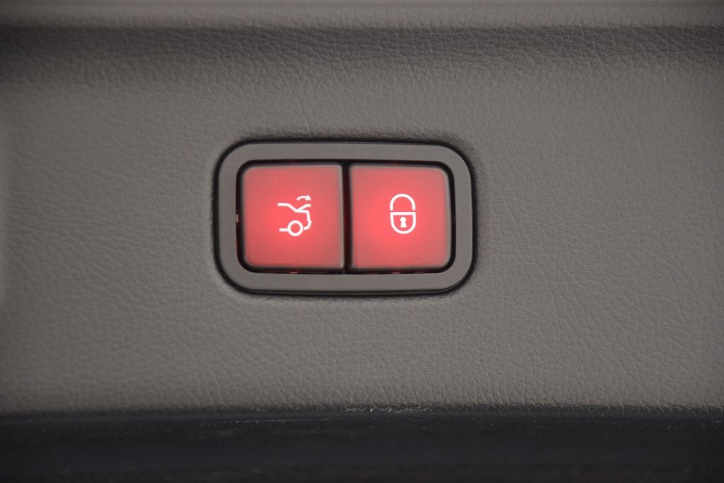 Certified 2022 Mercedes-Benz S 500 4MATIC image 33