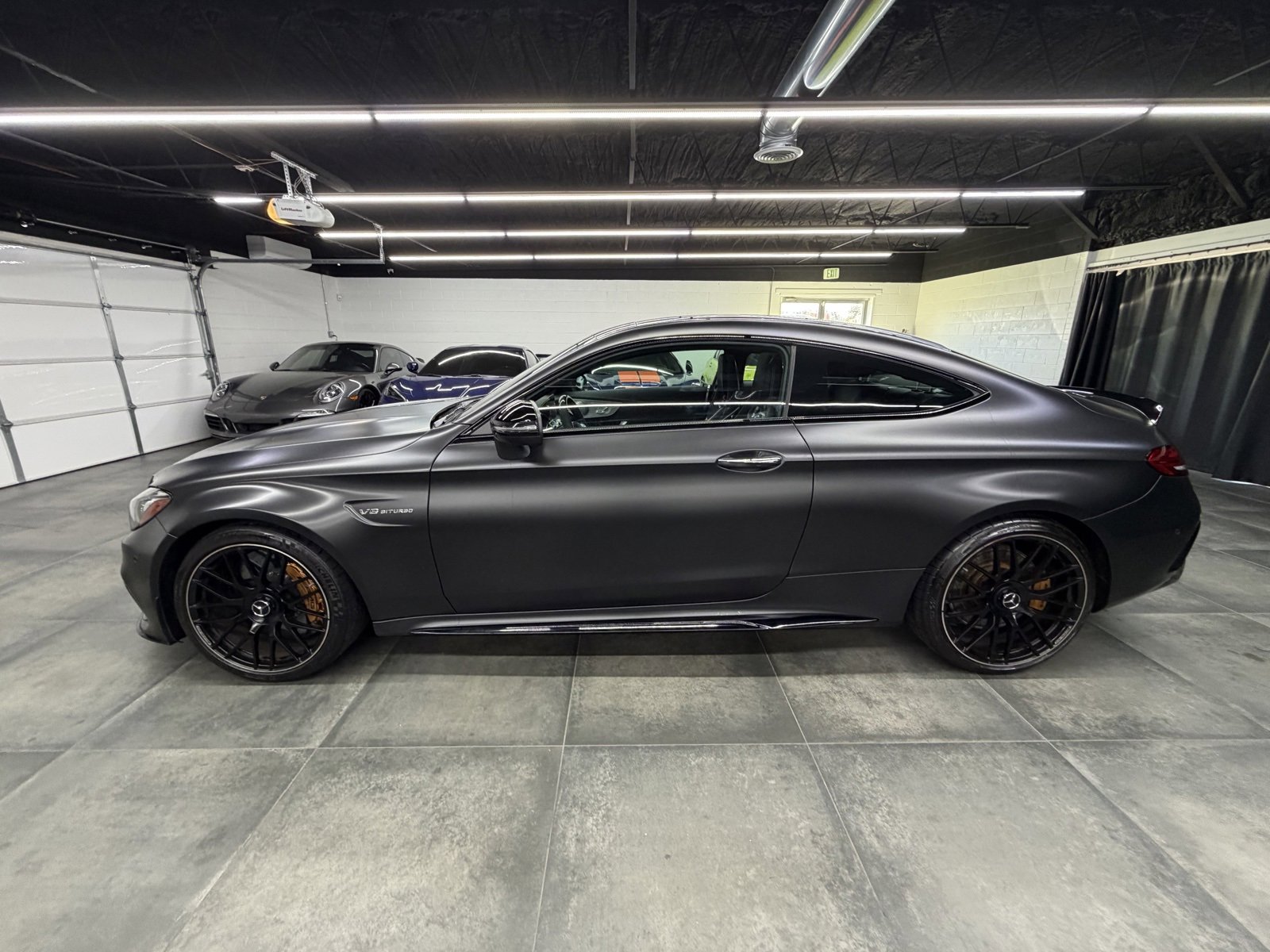 Used 2023 Mercedes-Benz C 63 AMG S image 3