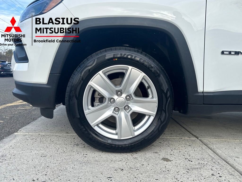 Used 2022 Jeep Compass Latitude image 9