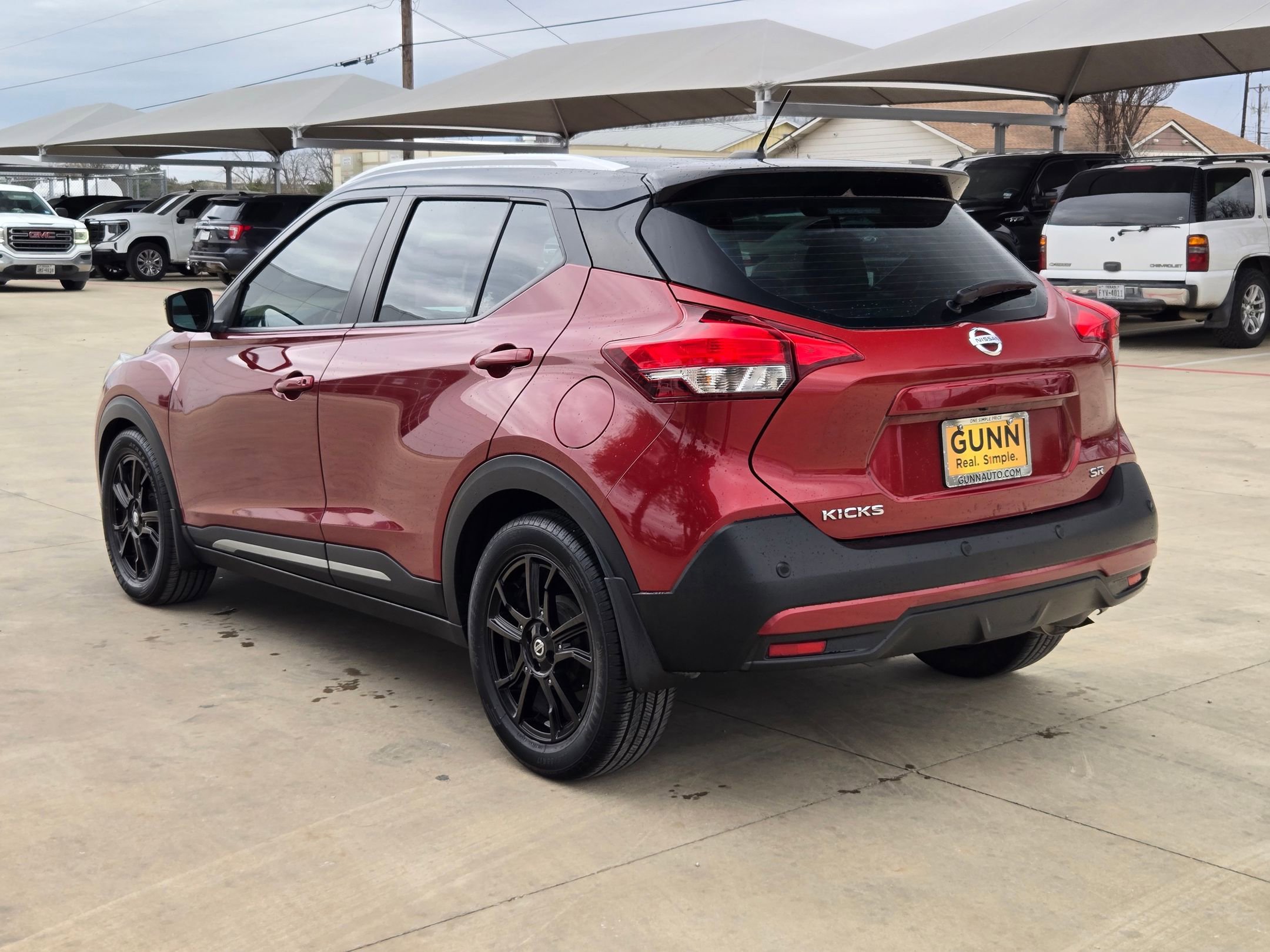 Used 2020 Nissan Kicks SR w/ SR Premium Package image 5