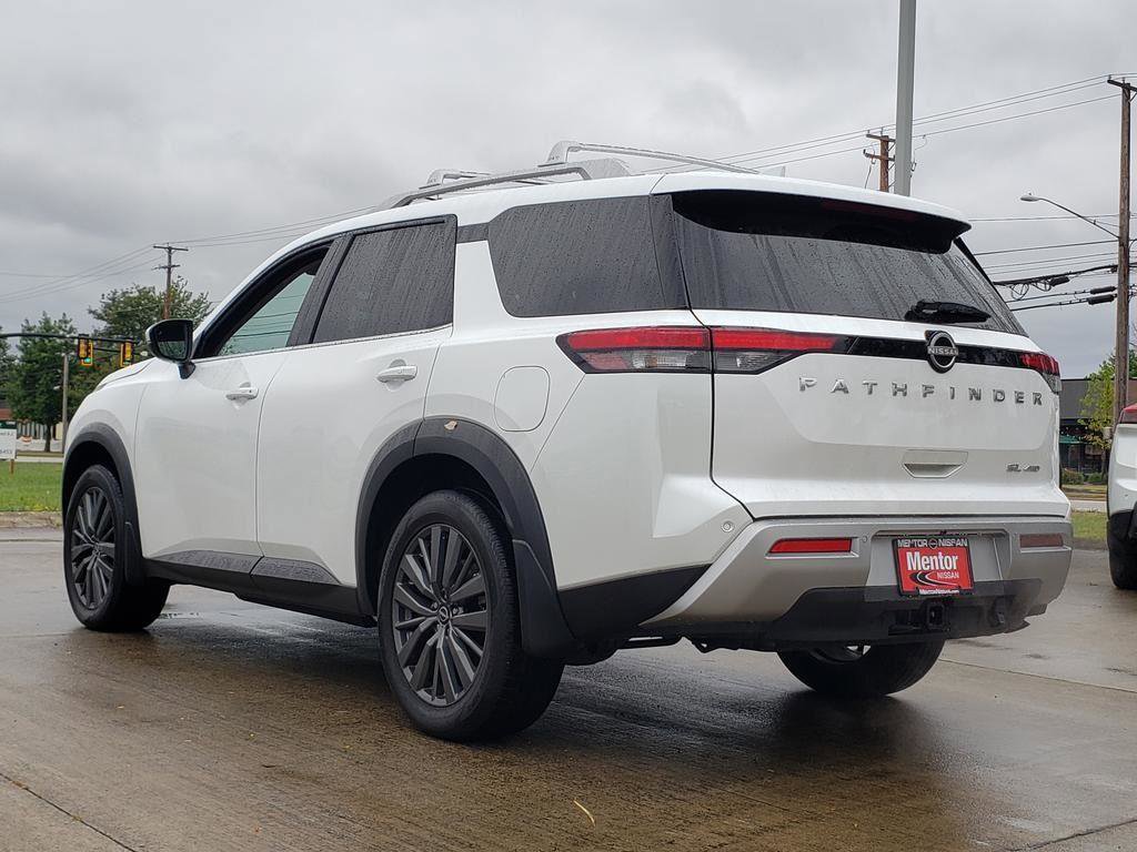 Certified 2025 Nissan Pathfinder SL w/ SL Premium Package image 5