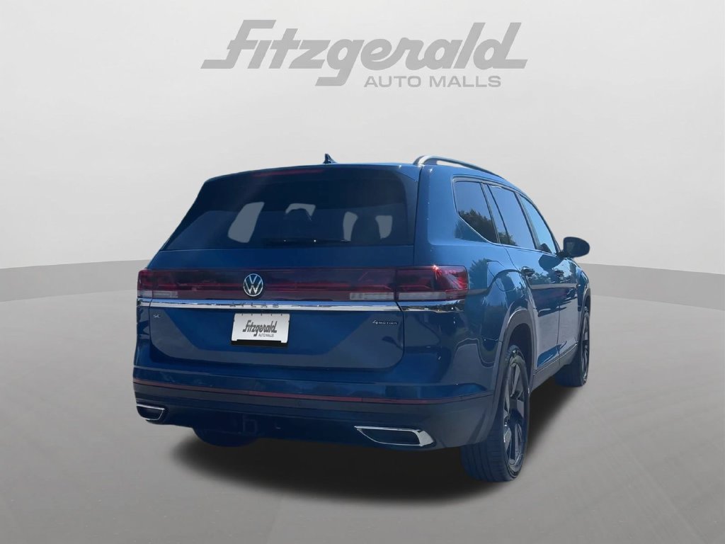 Used 2025 Volkswagen Atlas SE AWD/4WD image 8