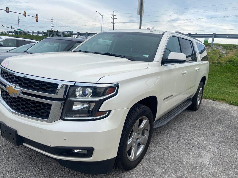 Used 2015 Chevrolet Suburban LT AWD/4WD image 4