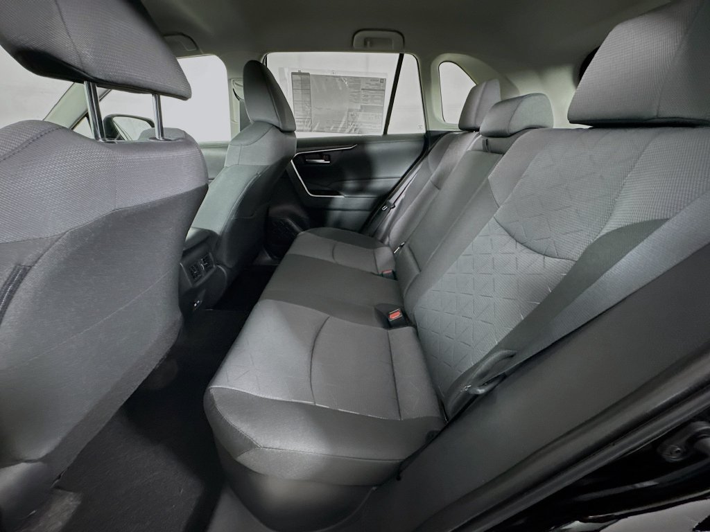 New 2025 Toyota RAV4 XLE w/ Convenience Package AWD/4WD image 24