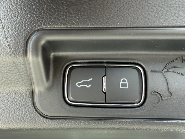 New 2027 Ford Explorer Platinum RWD image 77