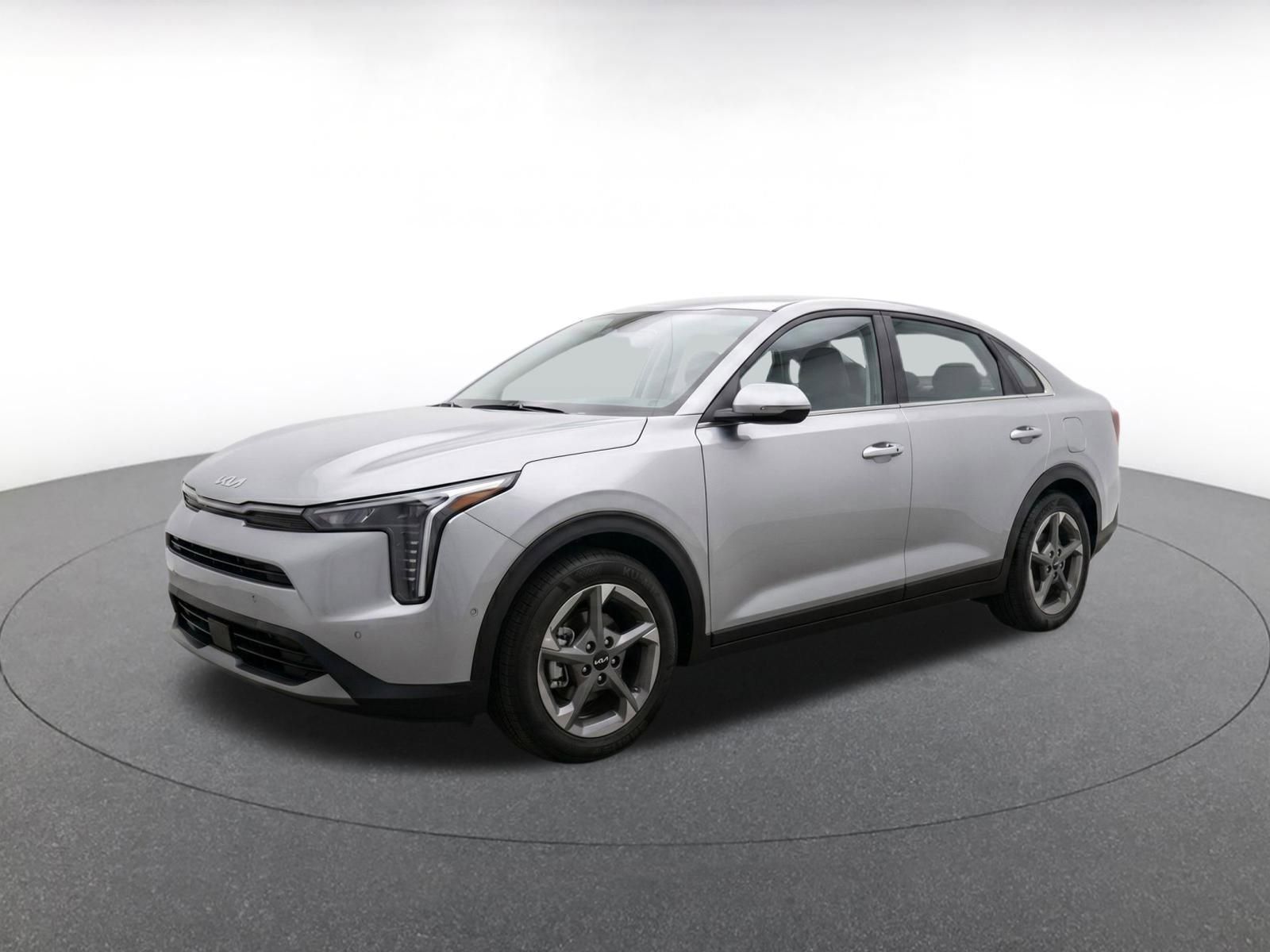 Used 2025 Kia K4 FWD image 3