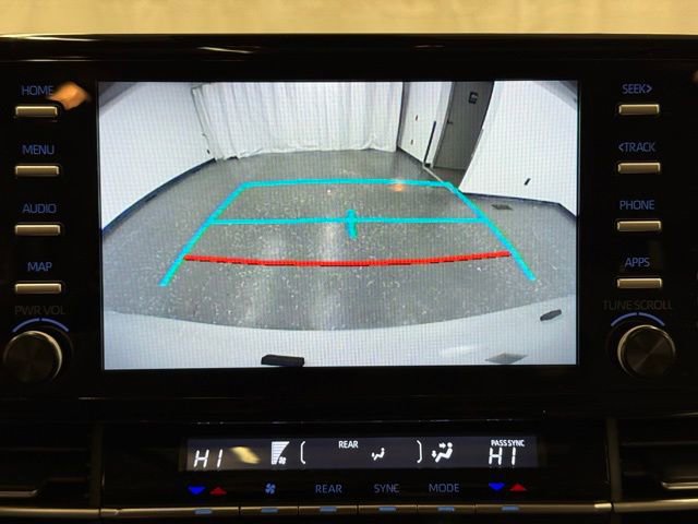 Certified 2023 Toyota Sienna XLE AWD/4WD image 17