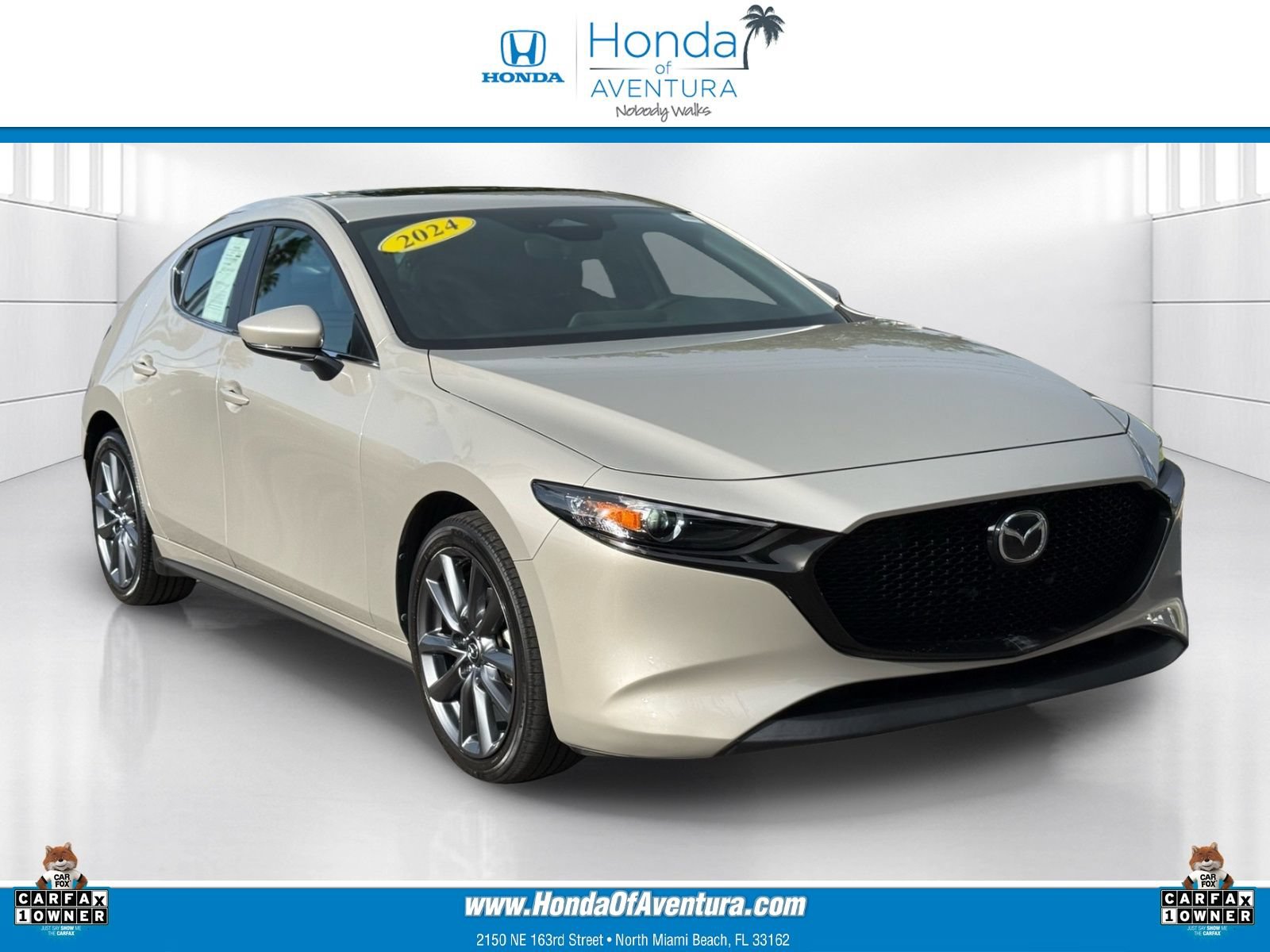Used 2024 MAZDA MAZDA3 s FWD image 1