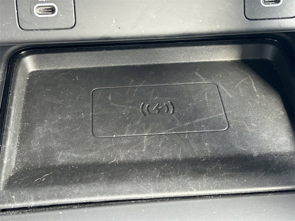 Used 2024 Land Rover Discovery Sport S image 36