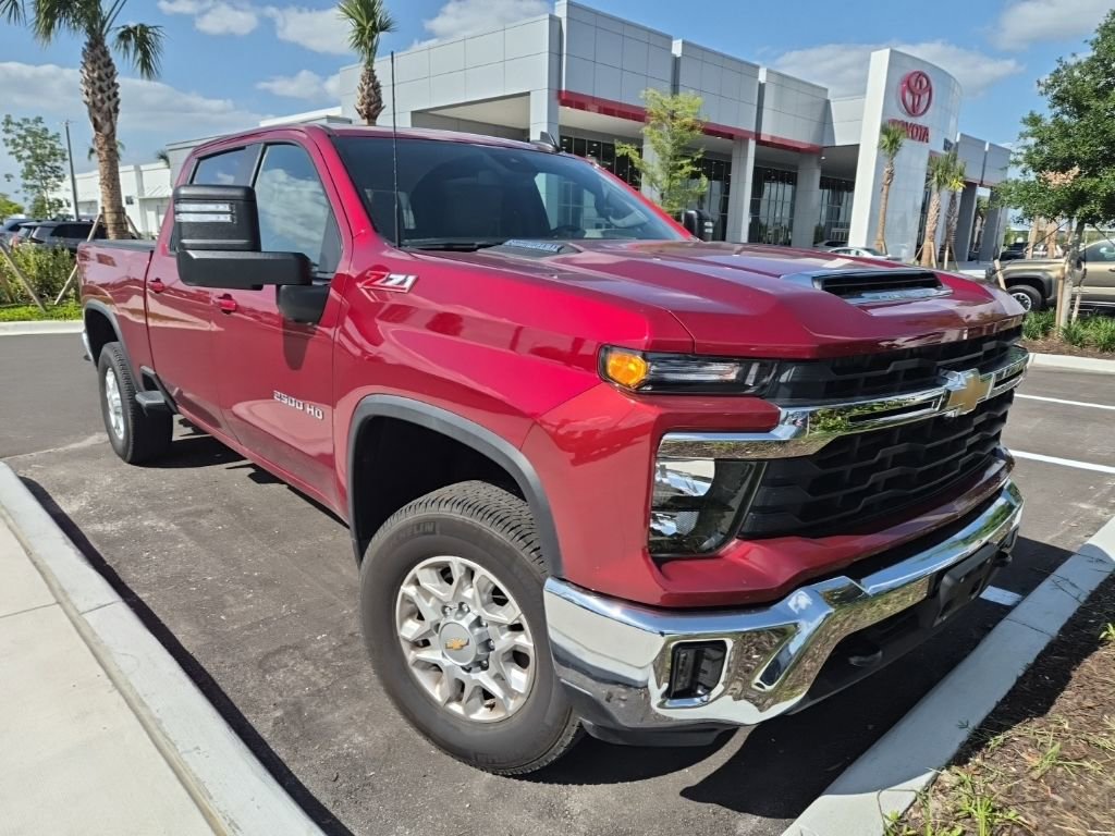 Used 2024 Chevrolet Silverado 2500 LT w/ All Star Edition image 15