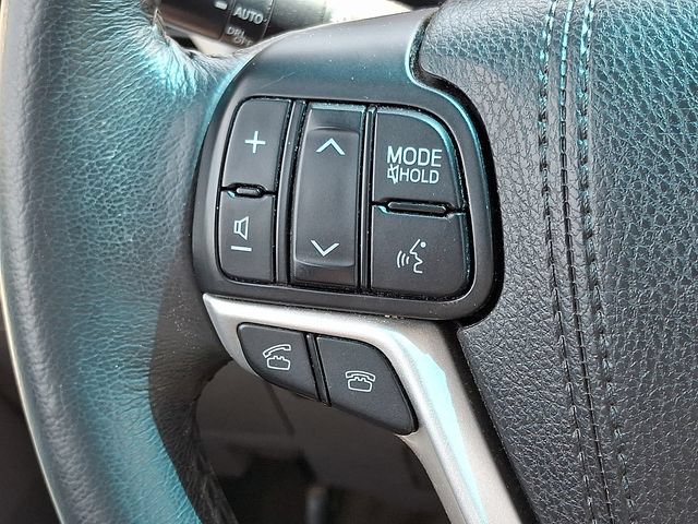 Used 2017 Toyota Sienna XLE AWD/4WD image 22