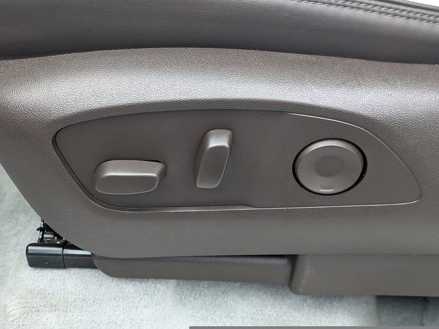 Used 2024 GMC Acadia Denali w/ Super Cruise Package image 19