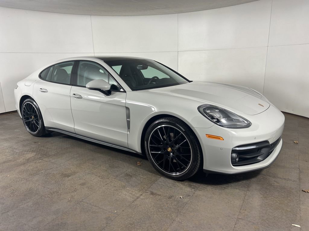 Certified 2023 Porsche Panamera 4 Platinum Edition image 9