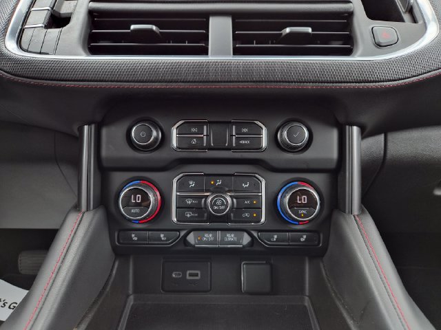 Used 2021 Chevrolet Tahoe RST w/ Luxury Package AWD/4WD image 28
