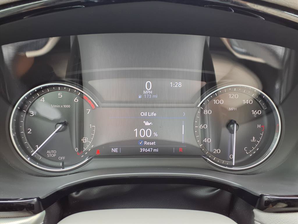 Used 2023 Cadillac XT5 Premium Luxury FWD image 29