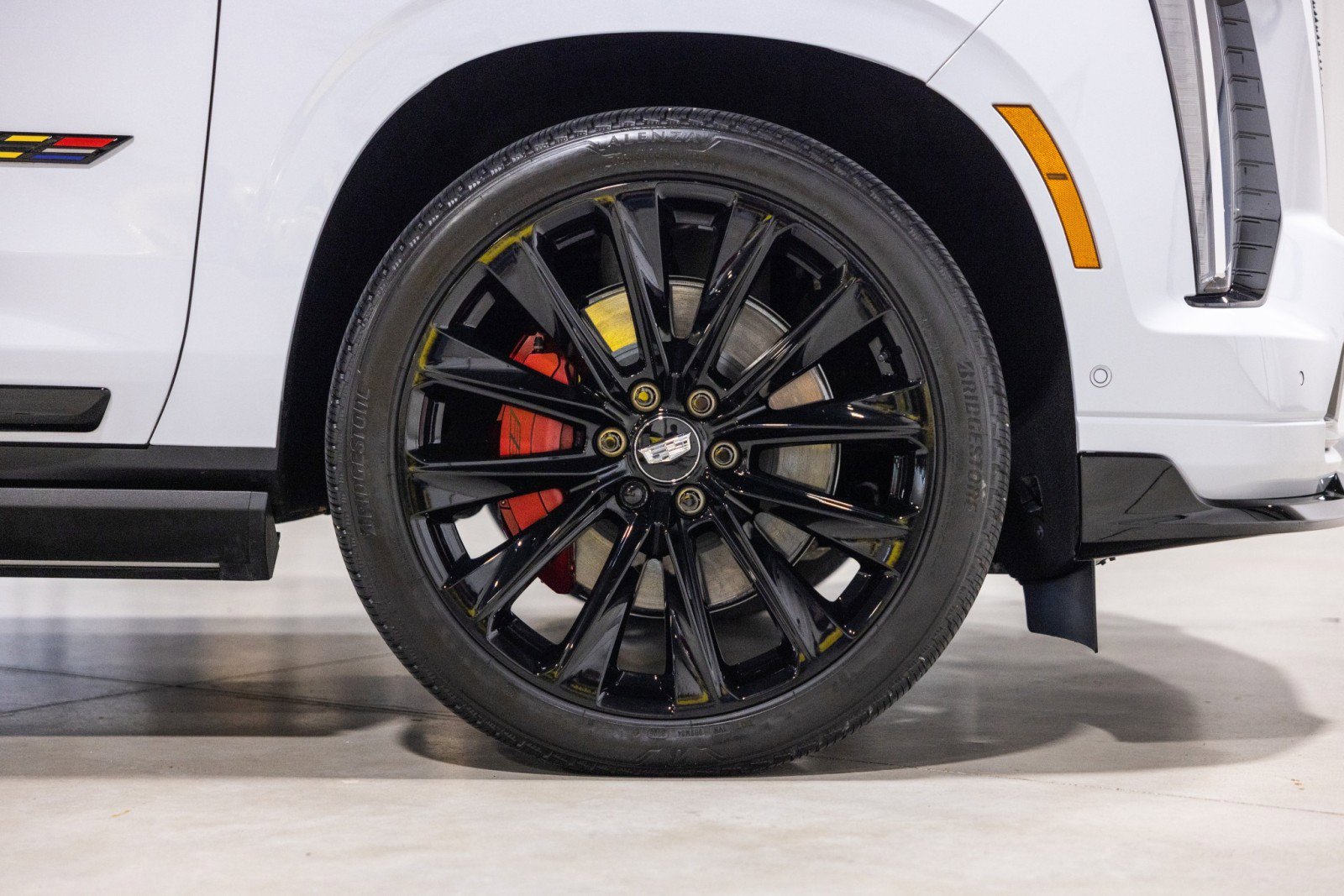 Used 2026 Cadillac Escalade V w/ LPO, ONYX Package AWD/4WD image 22