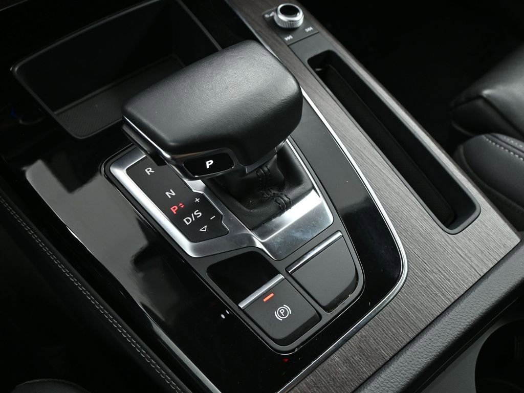 Used 2024 Audi Q5 2.0T Premium Plus image 12