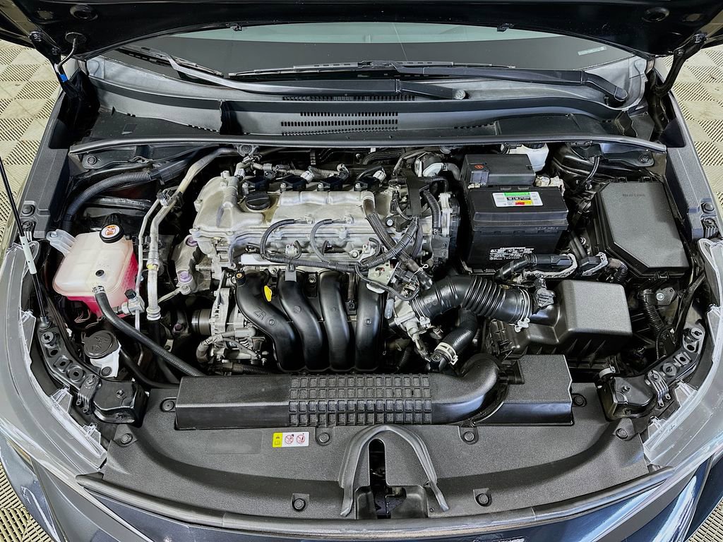 Used 2021 Toyota Corolla LE FWD image 33