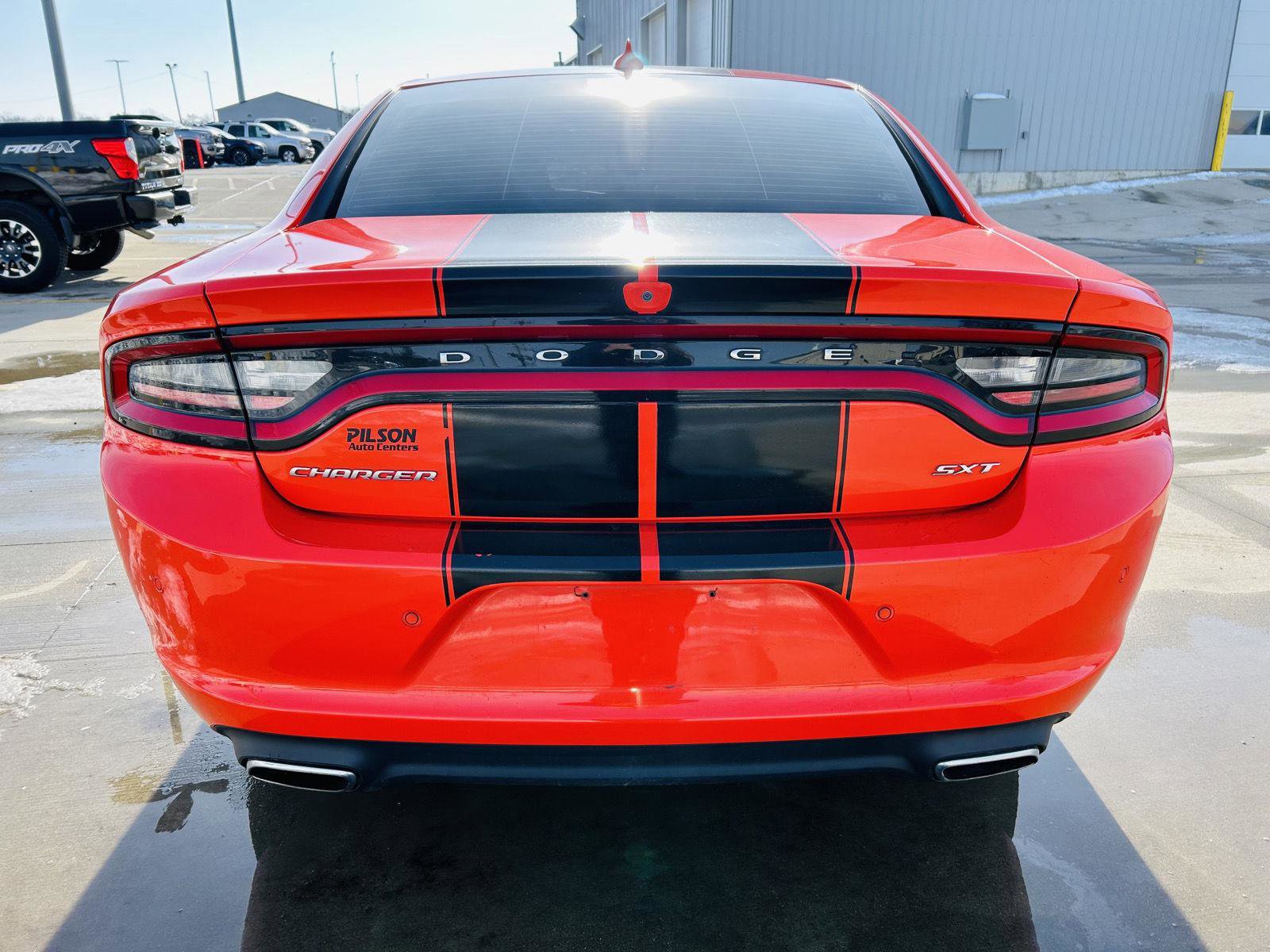 Used 2018 Dodge Charger SXT Plus image 32